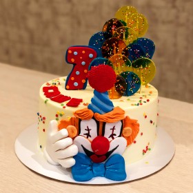 Торт с клоуном и леденцами