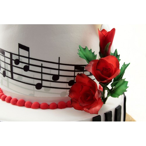 Торт с розами и нотами