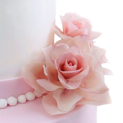 Свадебный торт с розами из мастики 
