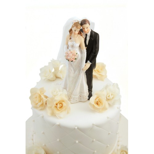 Свадебный торт с фигурками