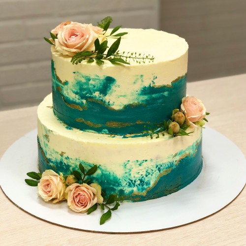 Свадебный торт с позолотой