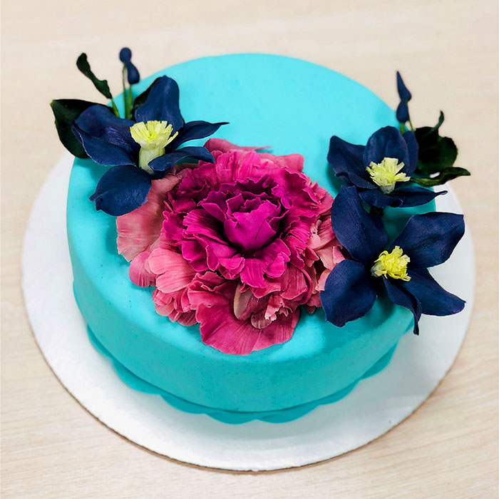 Торт с цветами пиона