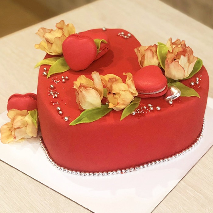 Торт Сердце с цветами 
