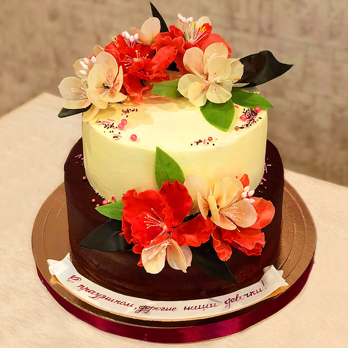 Торт с цветами на восьмое марта